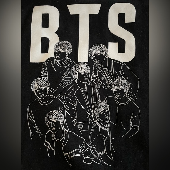 BTS 2019 Tour Black Sketch Hoodie XL - Picture 1 of 4
